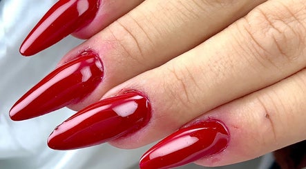 Luiza vaz Nails image 3