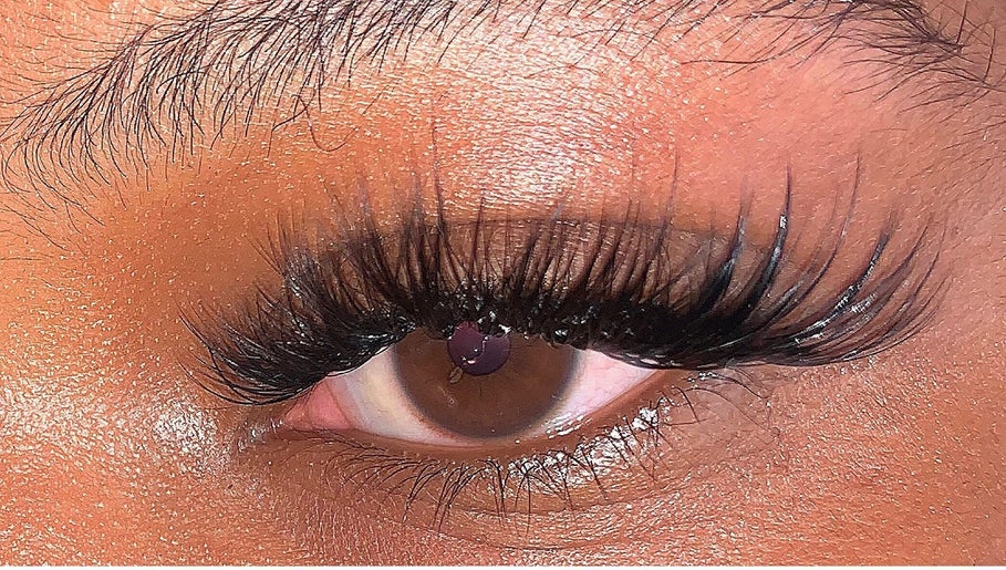 Lashesbydeb_a image 1