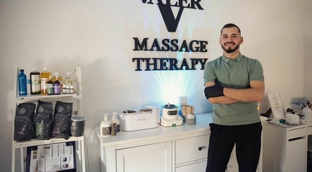 VALER Massage Therapist and Male Waxing