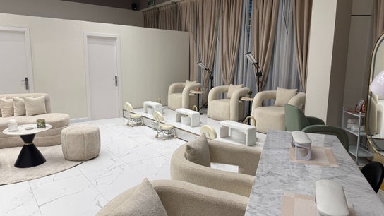 Palm Aura Beauty Salon