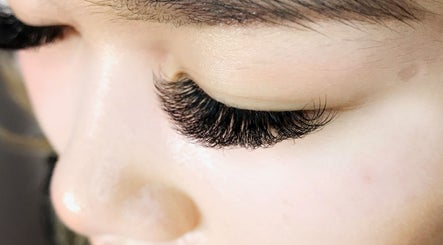 Stakd Lashes image 3