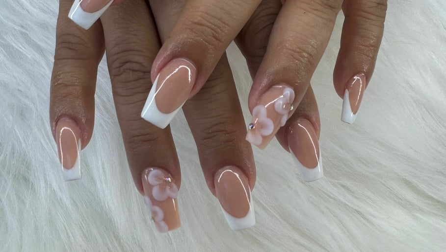 Heavenly Nails, bild 1