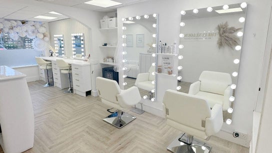 The Luxe Lounge - The Sculpting Sanctuary