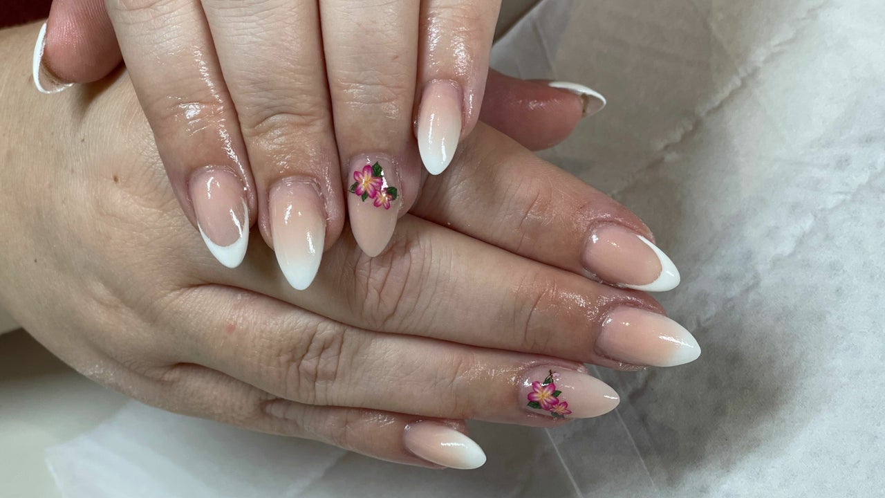 Best salons for henna eyebrow tinting Near Me in Irchester