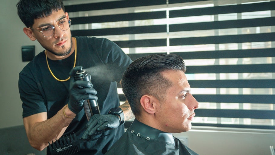Alex_Brows_boss_studio image 1