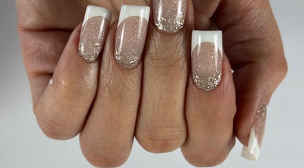 WoW Nails