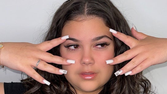 Salon Eye’m Back
