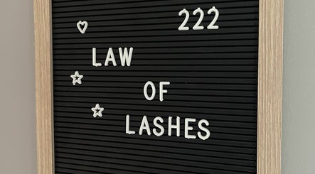 Law.of.Lashes – obraz 2