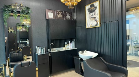 Coco's'he Hair & Beauty Studio