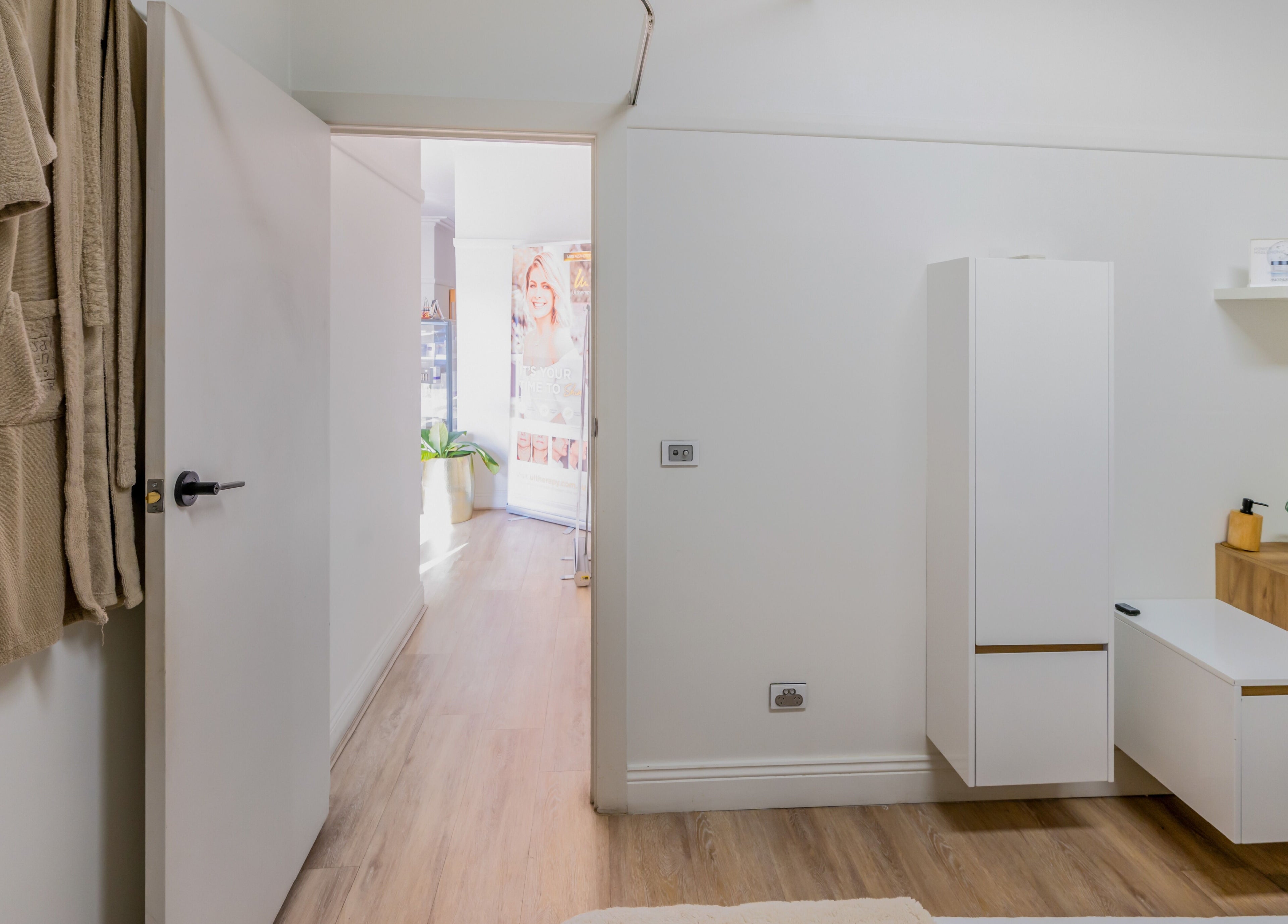 Relaxing interiors at My Skinic, Melbourne, Victoria, AU showcasing a minimalist spa room.