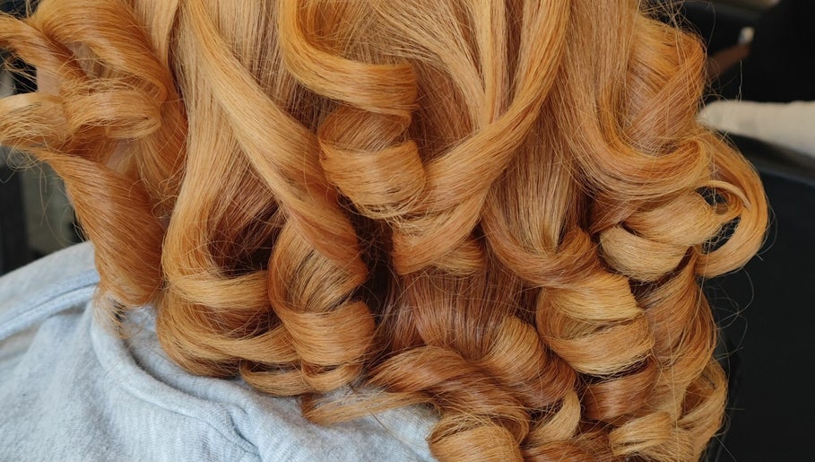 Freta Hair Salon image 1