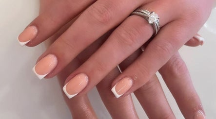 Nails and Beauty by Kristina