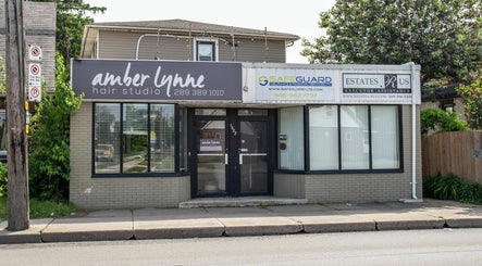 Amber Lynne Hair Studio slika 3