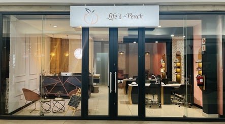 Life’s A Peach Nail Bar & Spa