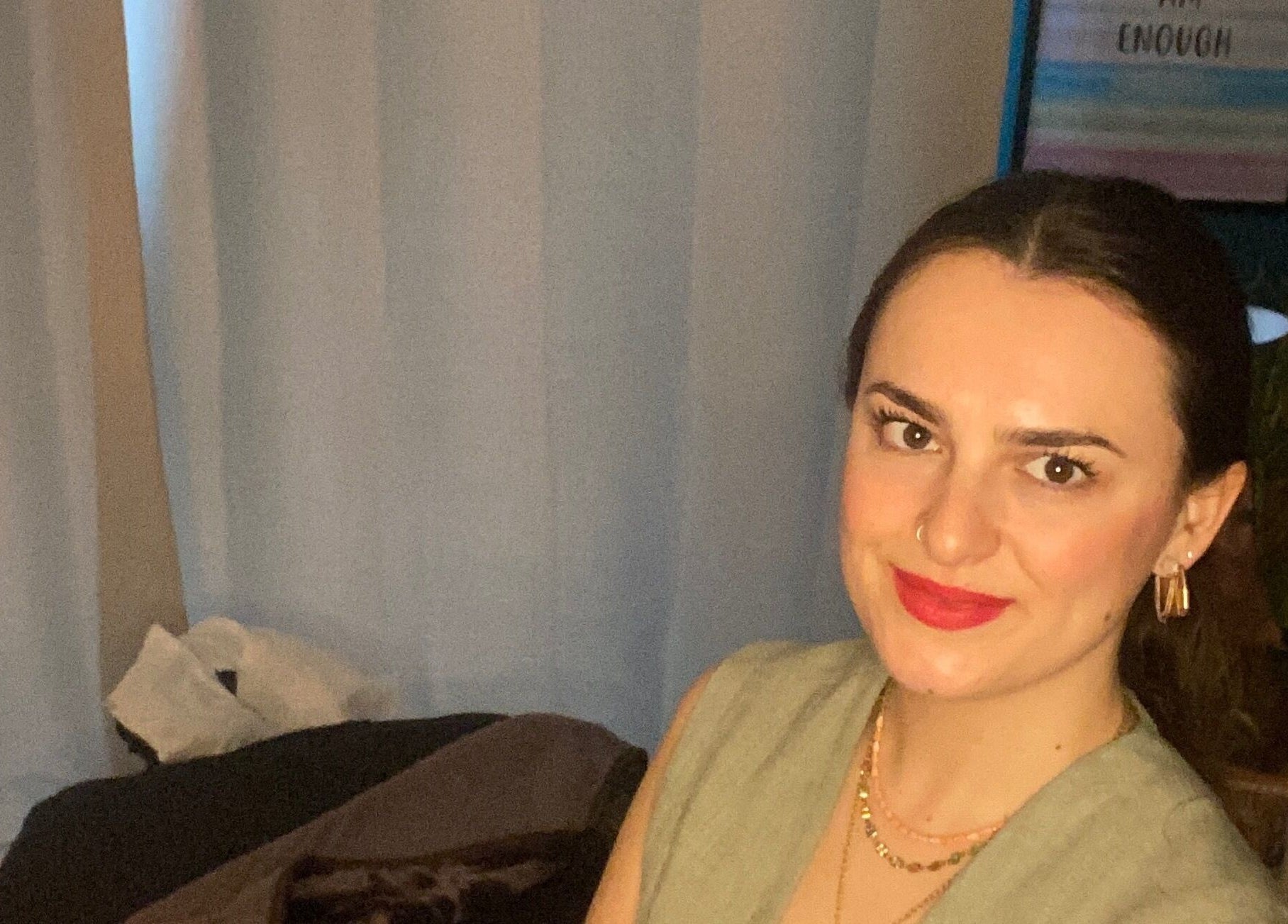 Relaxing ambiance at Restore With Evie, Chertsey, England, GB with soft lighting and warm decor.