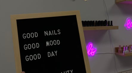 Osmo Beauty – obraz 3