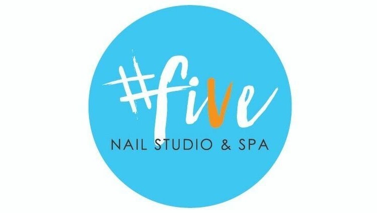 Number 5 Nail Studio and Spa – obraz 1