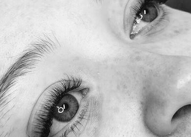 Closeup of professionally done eyelashes at Banksia Beauty Studio, Melbourne, Victoria, AU.