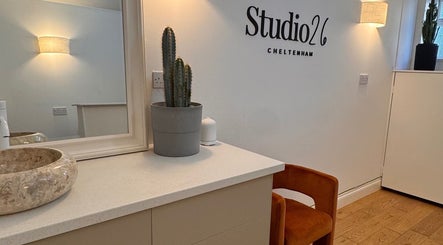 Ola’s Studio26