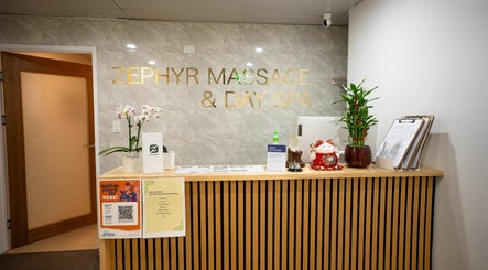 Zephyr Massage & Day Spa изображение 3