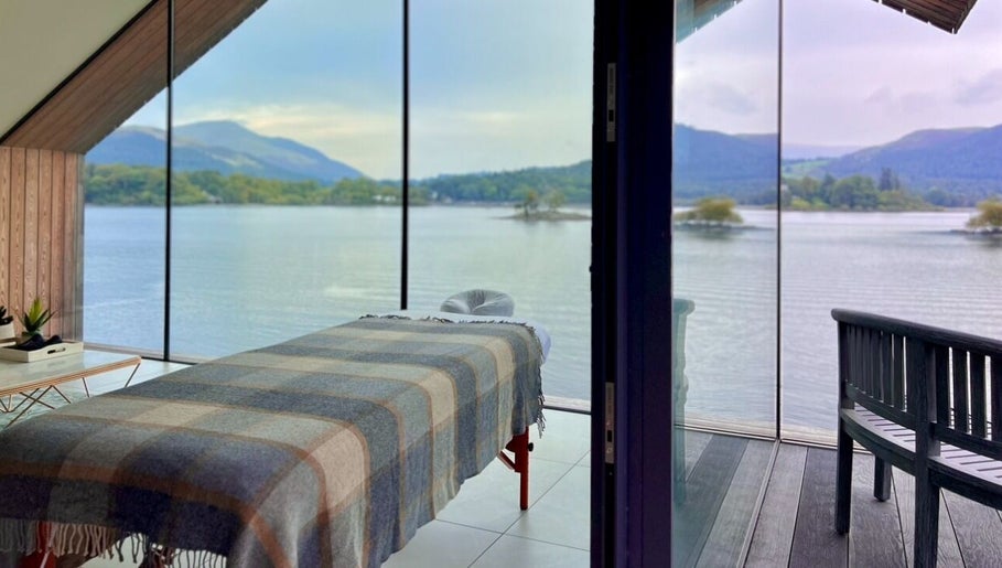 Lake District Massage – obraz 1