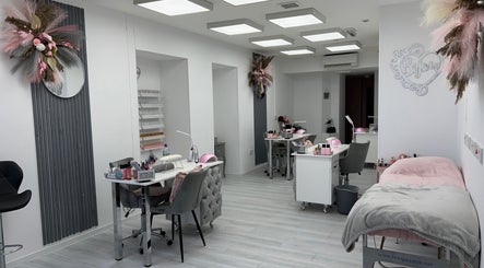 Imagen 2 de Nicole at Bijou Nails