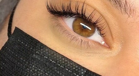 Méhua Lashes صورة 3