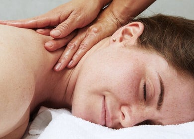 Relaxing massage therapy at Anage Spa & Wellness, Peraia, Thessaloniki, GR.