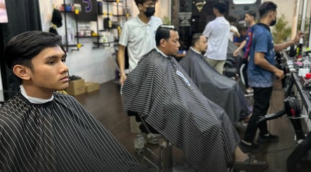 Bojen Barbershop image 2