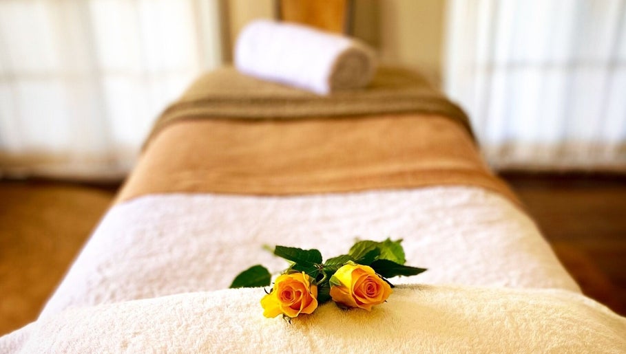 Fleur Massage Therapy image 1