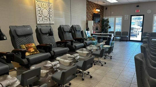 Pfinesse Salon & Spa