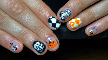 Carol-Anne Nail Art Bild 2