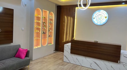 FH Beauty Lounge and Spa image 3