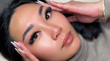 Beauty Bae by Ewelina