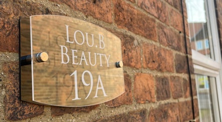 Lou.BBeauty image 3