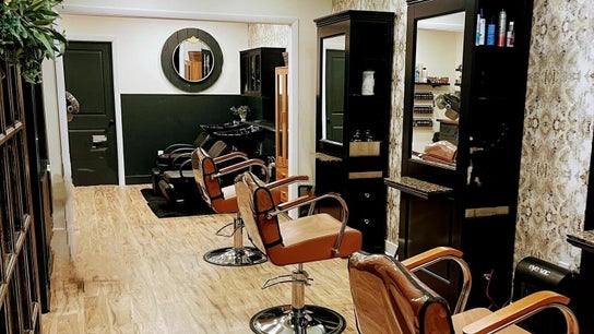 Matt Flora Hair Studio (Hudsonville)