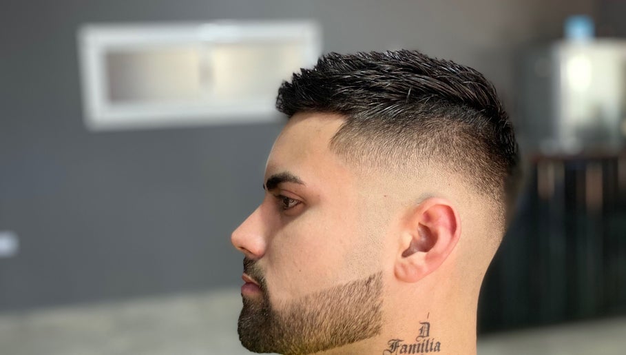Zainosbarbershop image 1