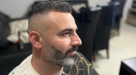 Hair By Yamen – obraz 3
