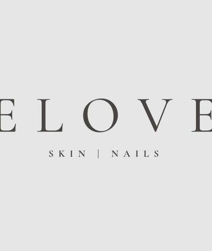 Beloved Skin and Nails – obraz 2