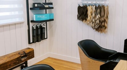 Mane West Salon image 3