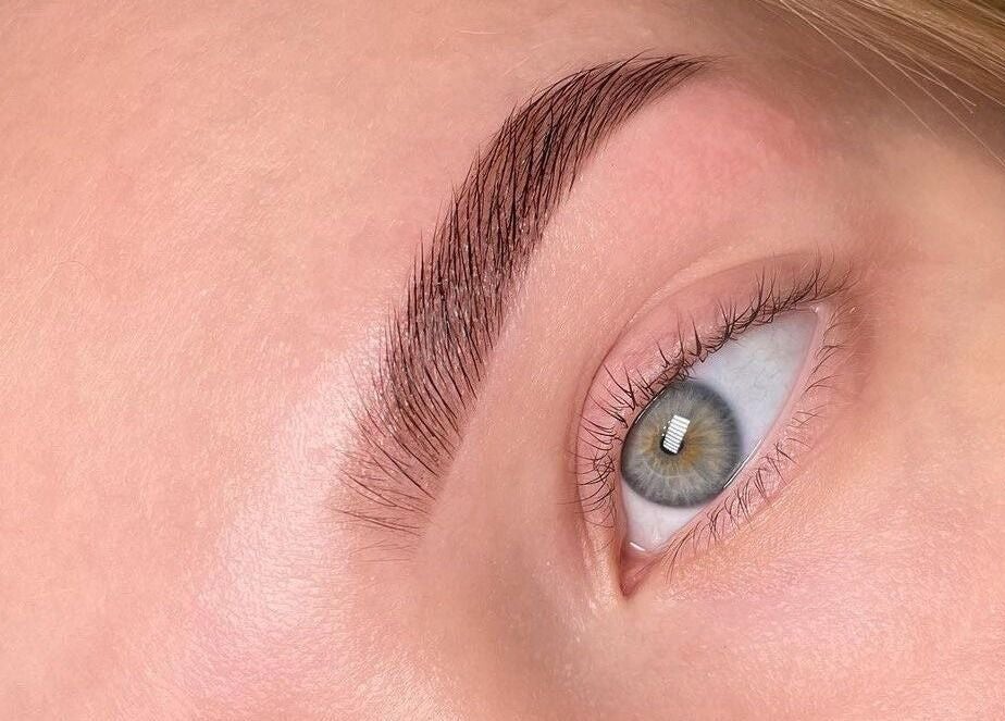 Browow: Brows & Lips That Stay offers flawless brow shaping in Melbourne, Victoria, AU.