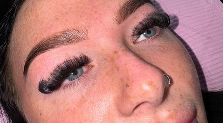 Image de Lashes n Brows by Gee 2