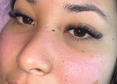Close-up of stunning eyelashes by Lashes n Brows by Gee in Mansfield, England, GB, showcasing lash extensions.