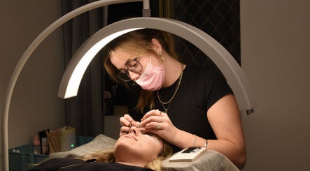 Technician perfecting eyelash extensions at Brookelyn Beauty, Perth, Western Australia, AU.