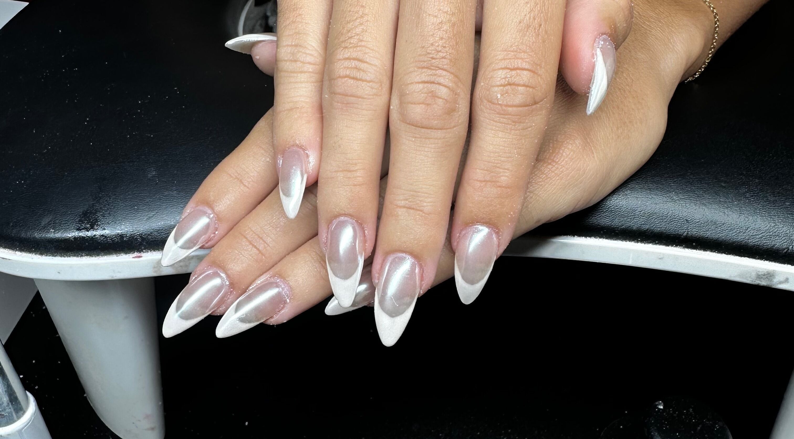 Elegant stiletto nails at Studio777, Cole Bay, Sint Maarten, SX showcasing chic minimalist style.