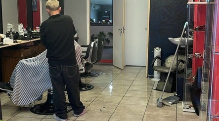 Inkhouse barbershop image 3