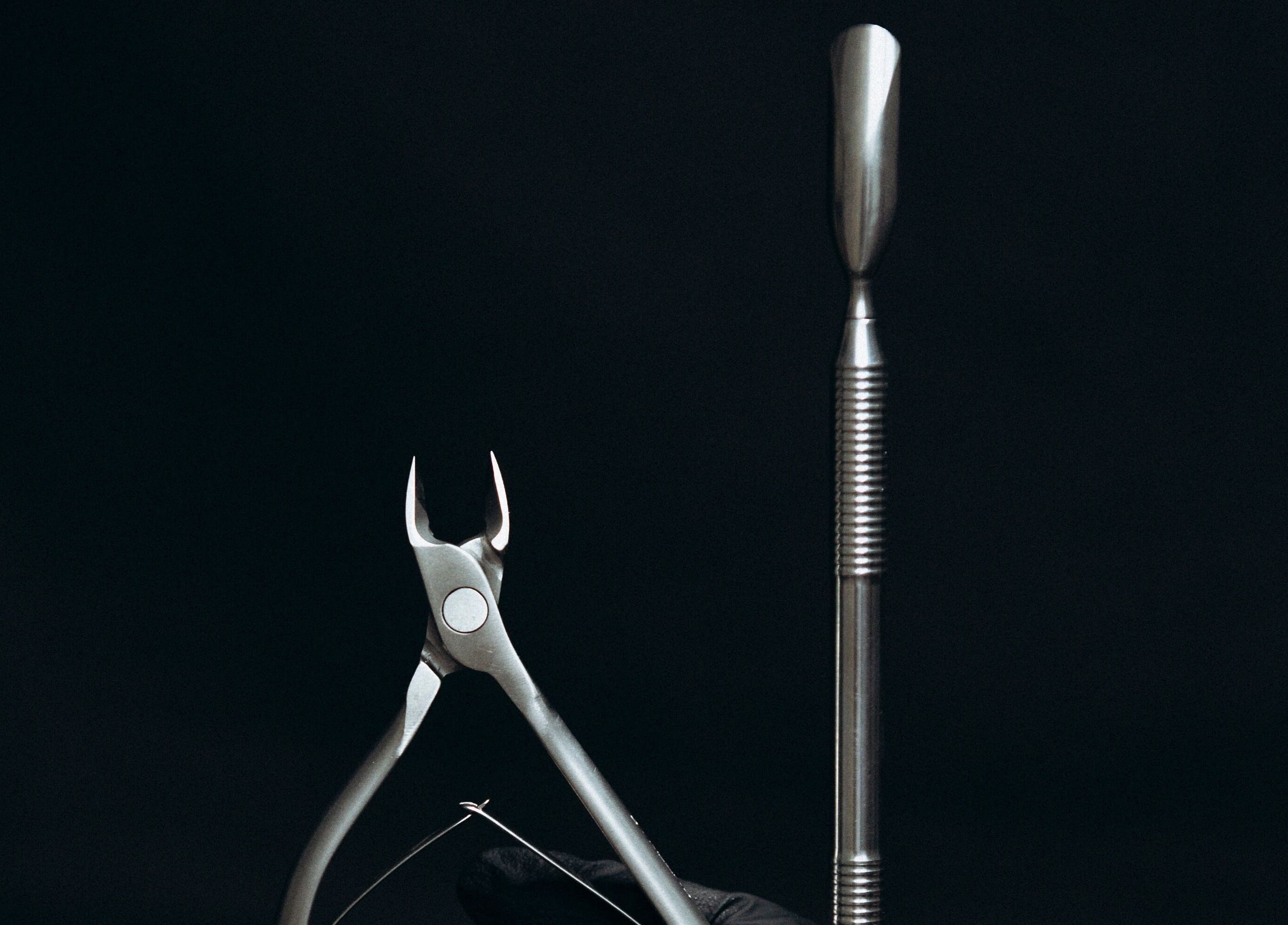 Outils manucure chez Chloé Buire Salon de Beauté & Académie, Saint Philipe, Québec, CA.