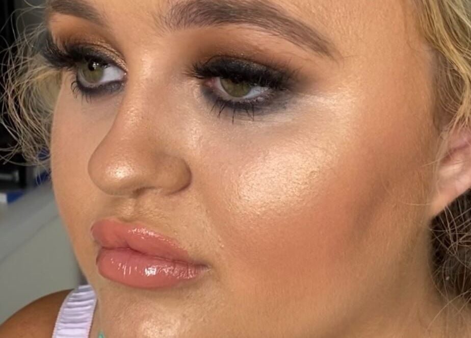 Close-up of makeup artistry at Make Up by Ellie Louisex, Litherland, England, GB, highlighting flawless skin and eyes.