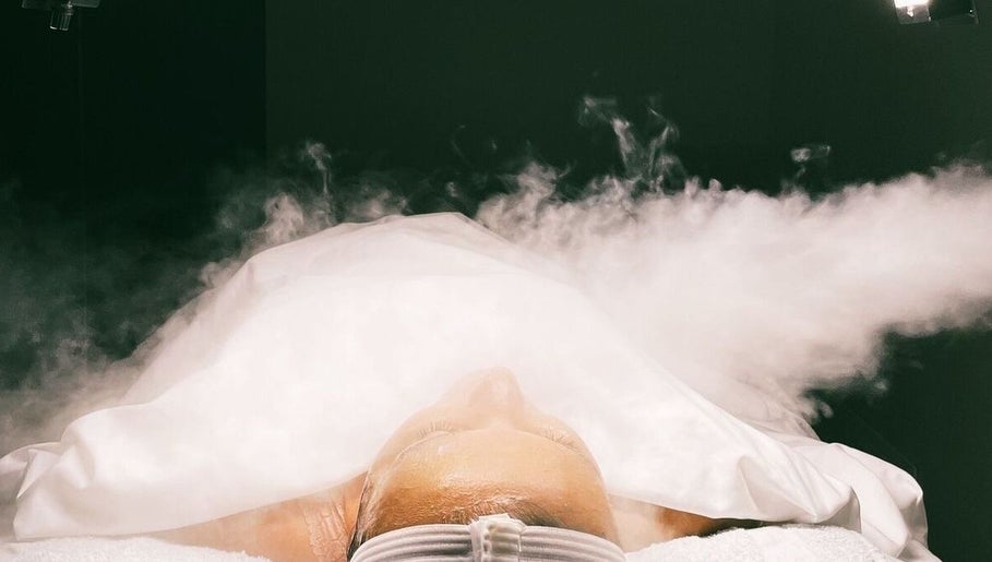 RnB Esthetics, bilde 1