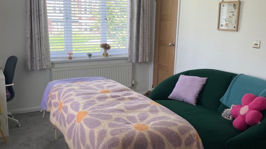 Maple Leaf Massage Caerphilly